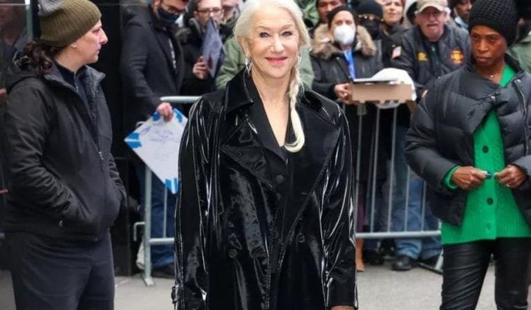 Helen Mirren usó versión práctica de tendencia genial