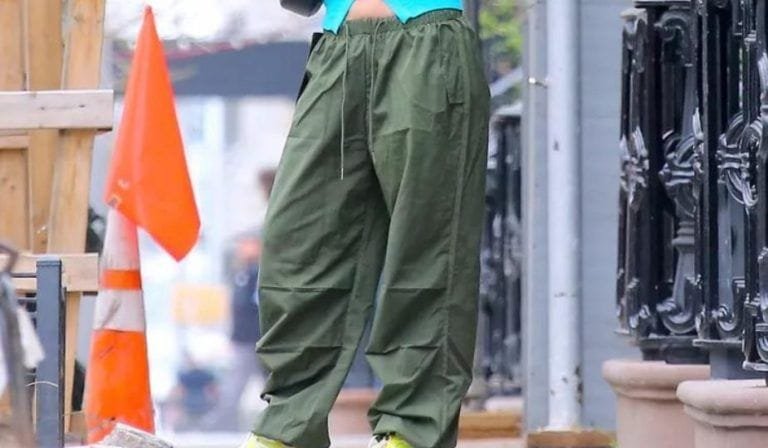 Emily Ratajkowski usó pantalones extravagantes que hay que probar pronto