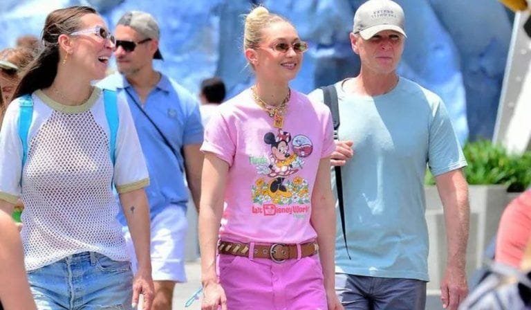 Gigi Hadid llevó estas sandalias polémicas