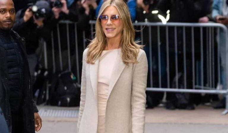 Jennifer Aniston llevó la tendencia de zapatos sexy