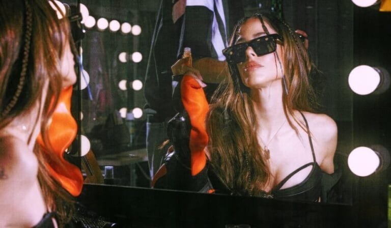 Hawkers nombra a Tini embajadora de marca