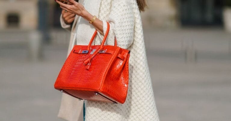 Bolsos y Prendas Únicas