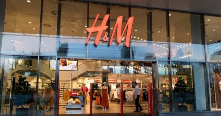 H&M en España: Una Historia de Éxito en 2022 a pesar de un 1% Menos en Ventas