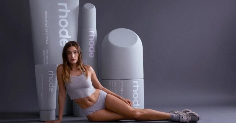 Hailey Bieber se Lanza al Mercado de la Belleza con Rhode