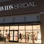 ¡No es el Final! David’s Bridal Logra Evitar el Cierre con una…