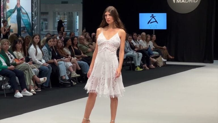 Desfile Adlib Ibiza | MOMAD 23 septiembre