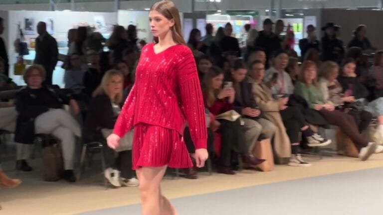 Desfile Cuplé | MOMAD 24 febrero