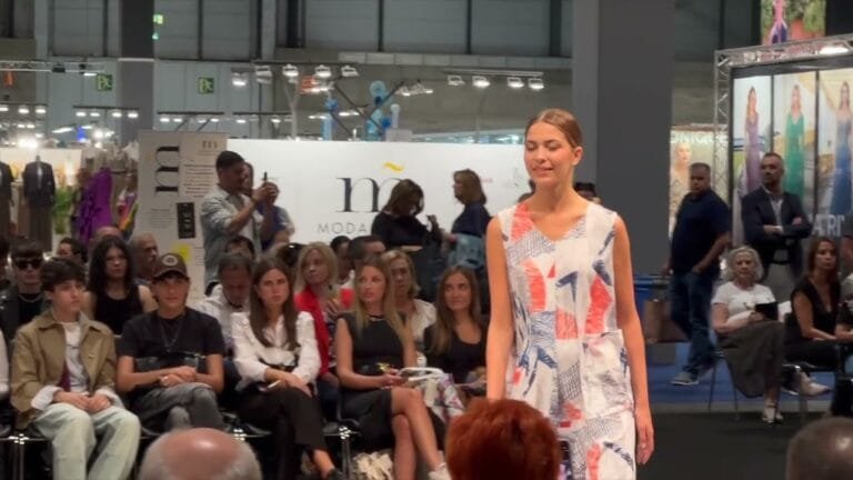 Desfile Ever Sassy | MOMAD 23 septiembre