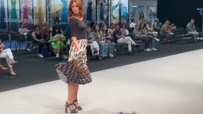 Desfile Paul Brial | MOMAD 23 septiembre