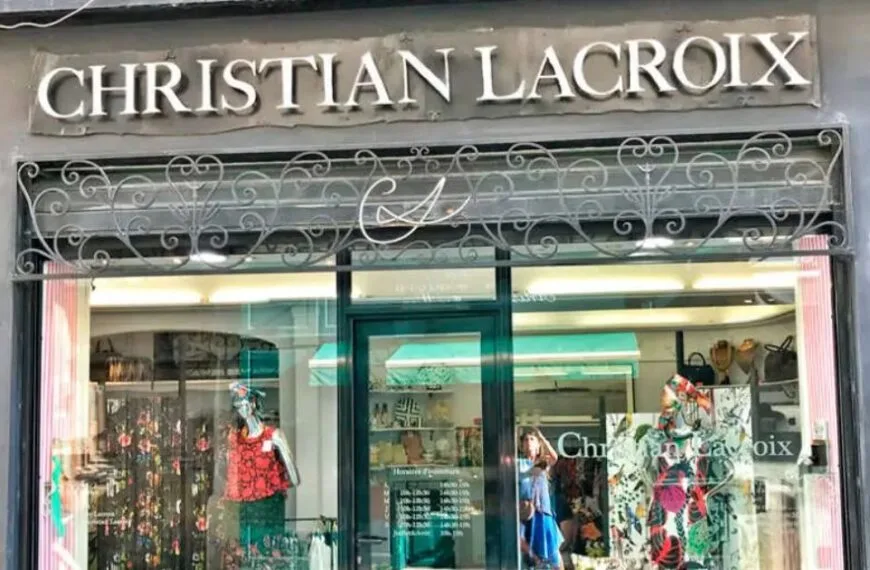Dueño de Carolina Herrera y Purificación García adquiere Christian Lacroix