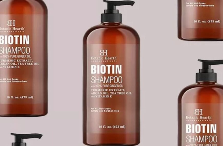 El champú de crecimiento de biotina de Botanic Hearth es el mejor para el cabello fino