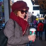 El excéntrico conjunto de Katie Holmes incluía todas sus cosas favoritas en un solo look