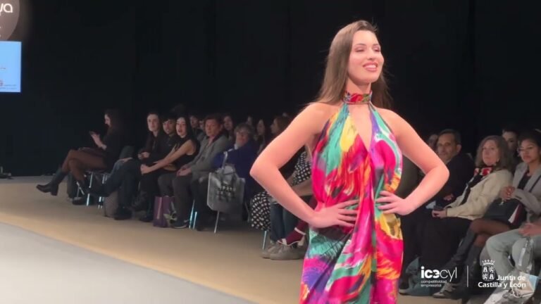 Revive el desfile del ICECYL en #MOMAD2025