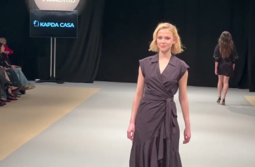 Kapda Casa desfila en #MOMAD25