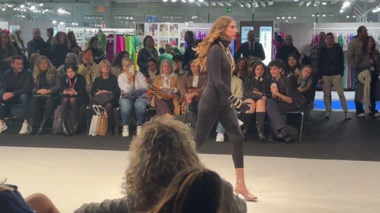 MOMAD 2023 | Desfile Triángulo de la Moda
