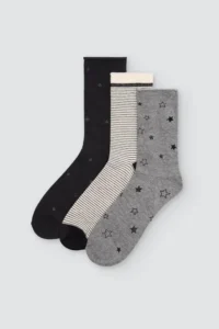 Pack de 3 calcetines de algodón sin puño, negro y gris de Ysabel Mora